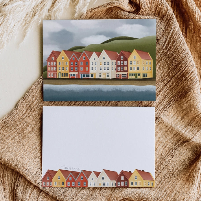 Ansichtkaart Huizen Bergen Noorwegen – Tilda & Theo
