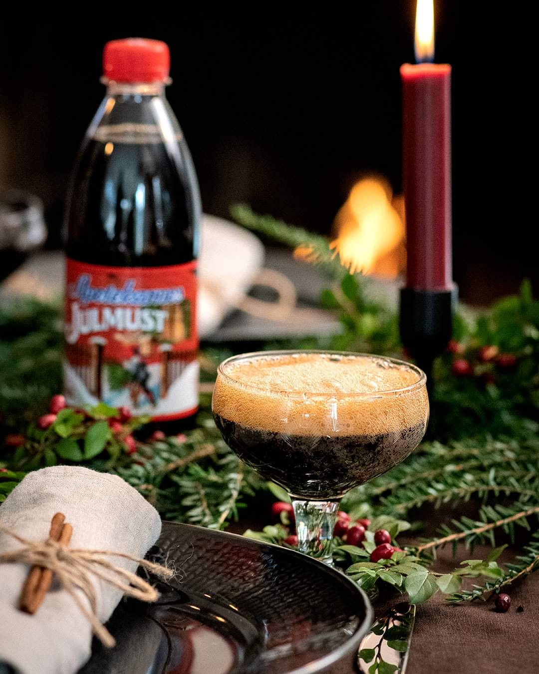 Julmust 33 cl – Apotekarnes