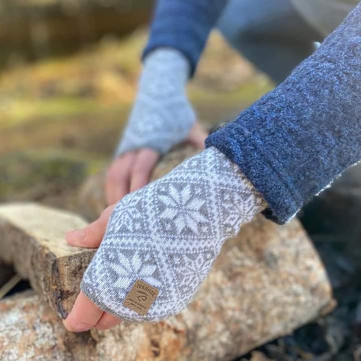 Polswarmer / Wristband Freya Forever Blue – Ivanhoe of Sweden