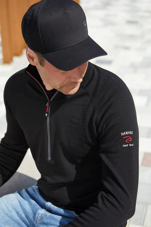 Trui Jojje Half Zip Black - Ivanhoe of Sweden