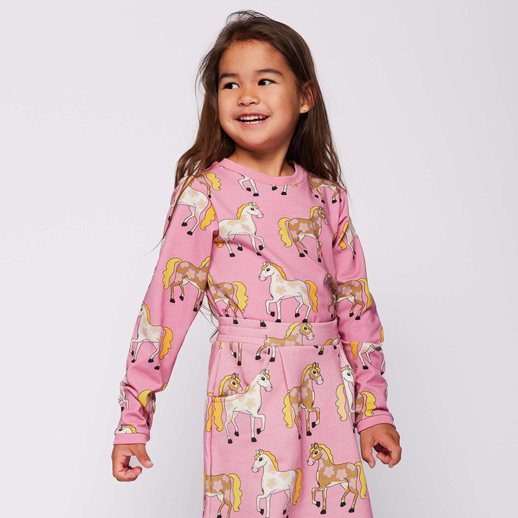 Longsleeve / Elstar long-sleeved top with horses - Småfolk