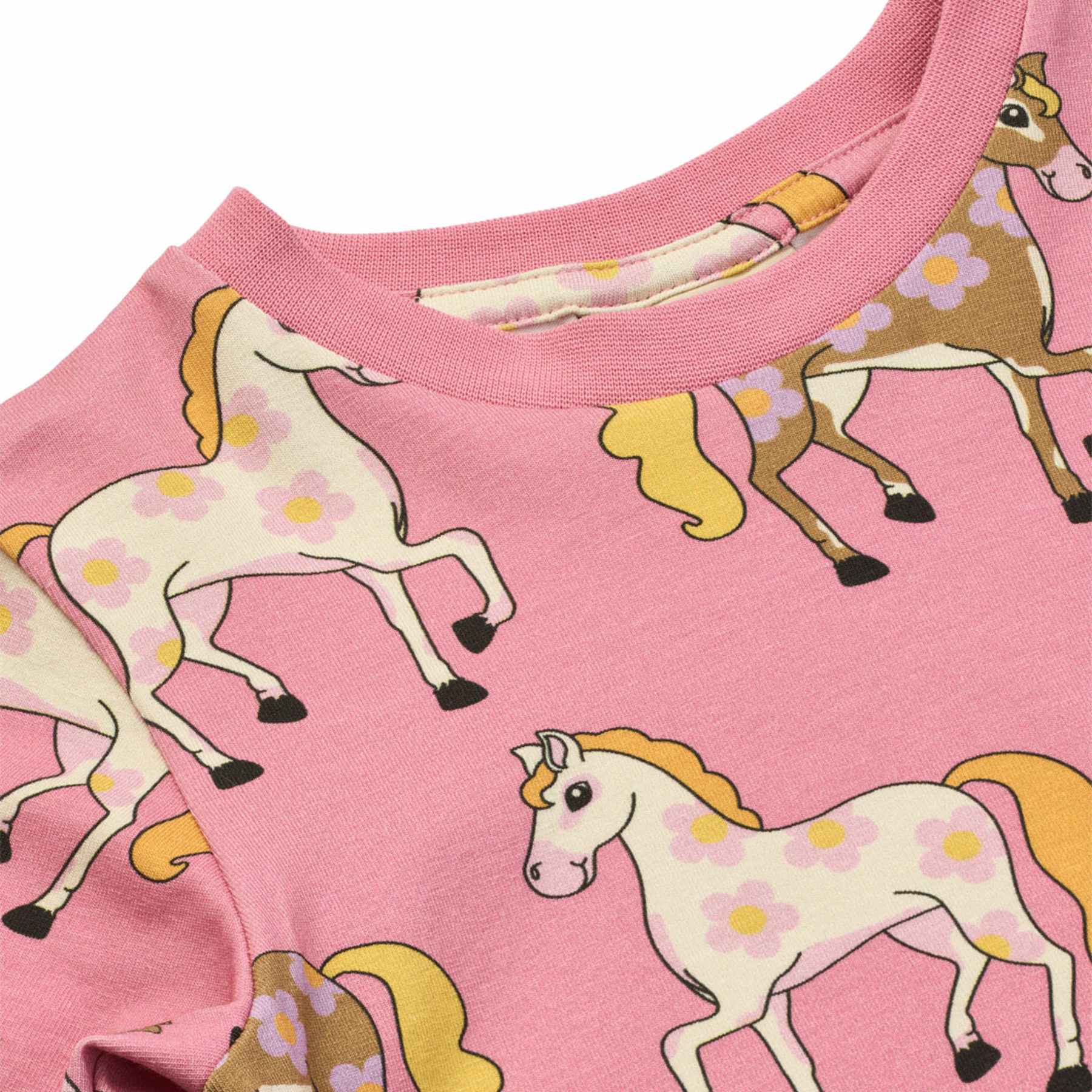 Longsleeve / Elstar long-sleeved top with horses - Småfolk