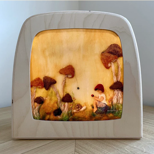 Toverplaat F44. Kabouter met lieveheersbeestje – Het Wol Feetje