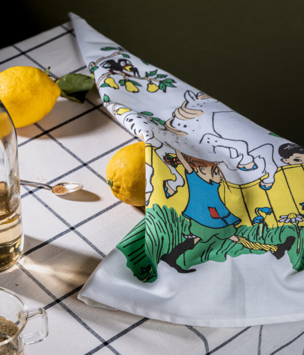 Theedoek Pippi Langkous "The Way Home" - Muurla