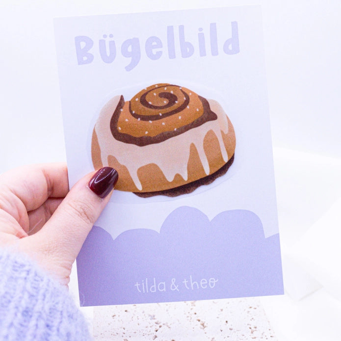 Strijkapplicatie (Iron-on) Zweedse Kanelbulle – Tilda & Theo