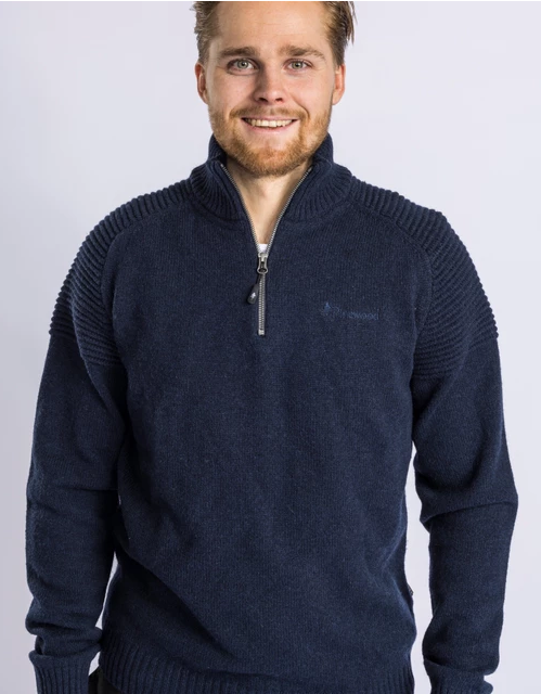 Värnamo T-neck Sweater 100% wol – Men – Dark Navy - Pinewood