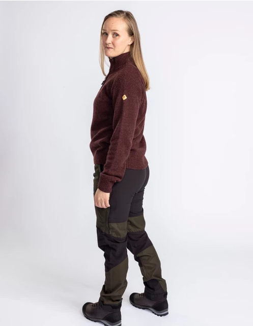 Värnamo T-neck Sweater 100% wol - Women - Earth Plum - Pinewood