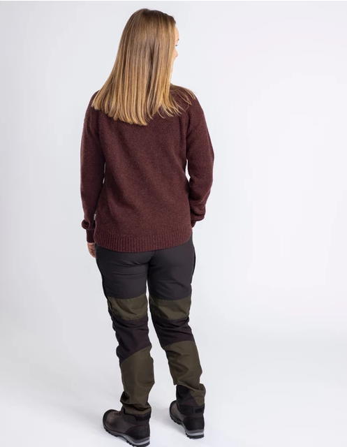Värnamo T-neck Sweater 100% wol - Women - Earth Plum - Pinewood