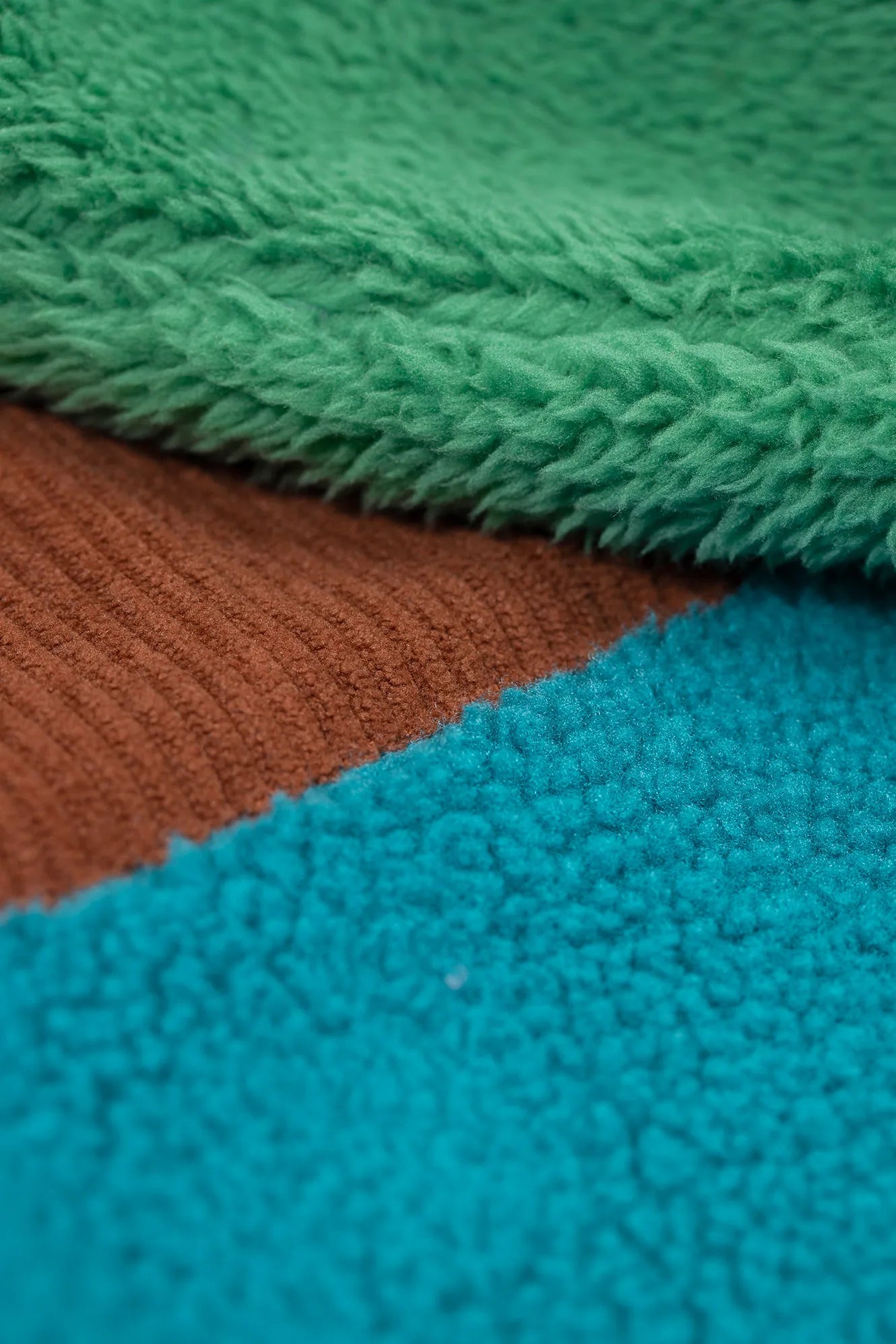 Vest / Bracken Fleece Cord Jacket Green - Frugi