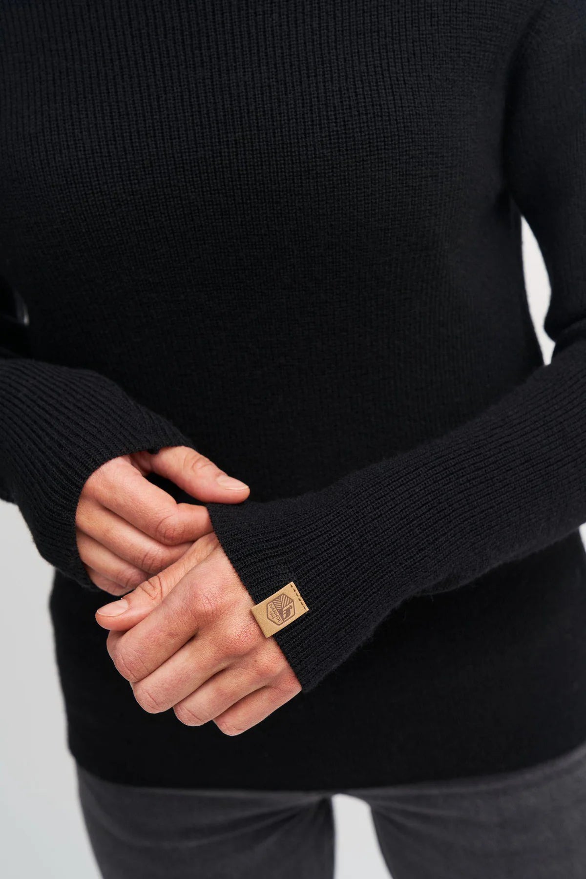 Trui Gy Solberga - Black - Ivanhoe of Sweden