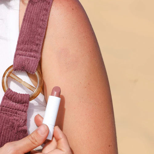 Lippenbalsem / Organic Mineral Tinted Lip Balm SPF 30 – Suntribe