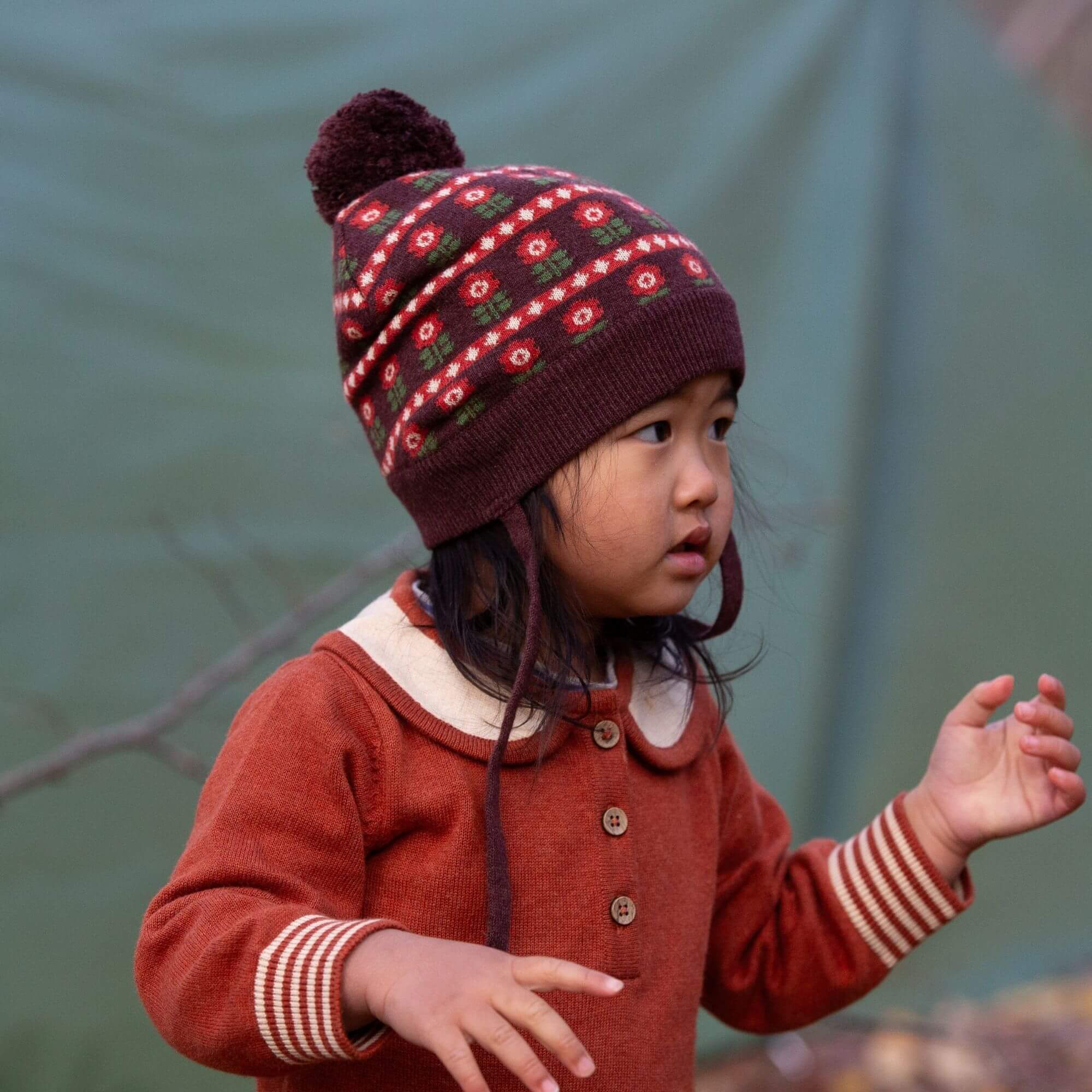 Muts / Collecting Flowers Knitted Hat - Little Green Radicals