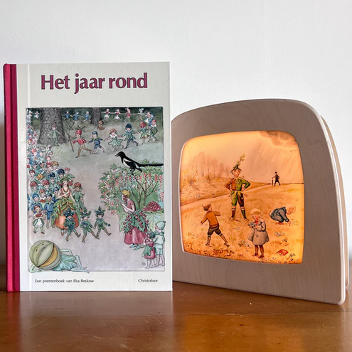 Toverplaten StoryLux Around The Year / Het jaar rond – Elsa Beskow