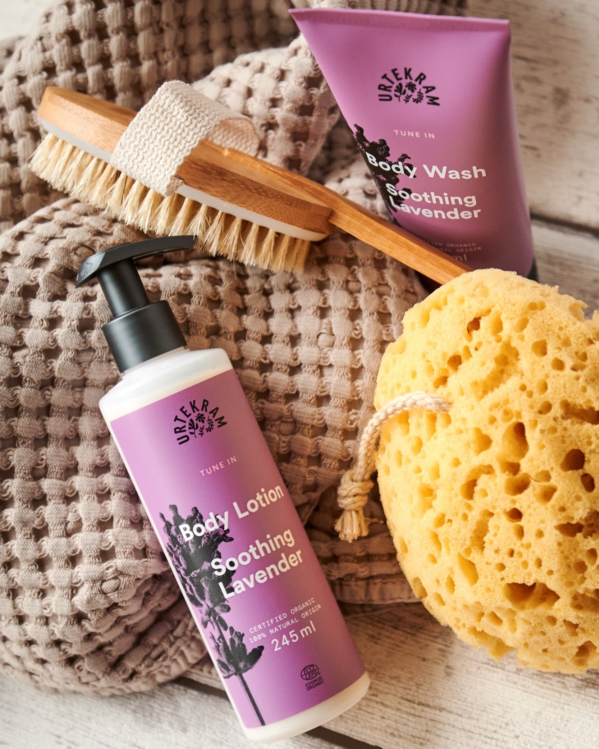 Soothing Lavender Body Lotion - Urtekram