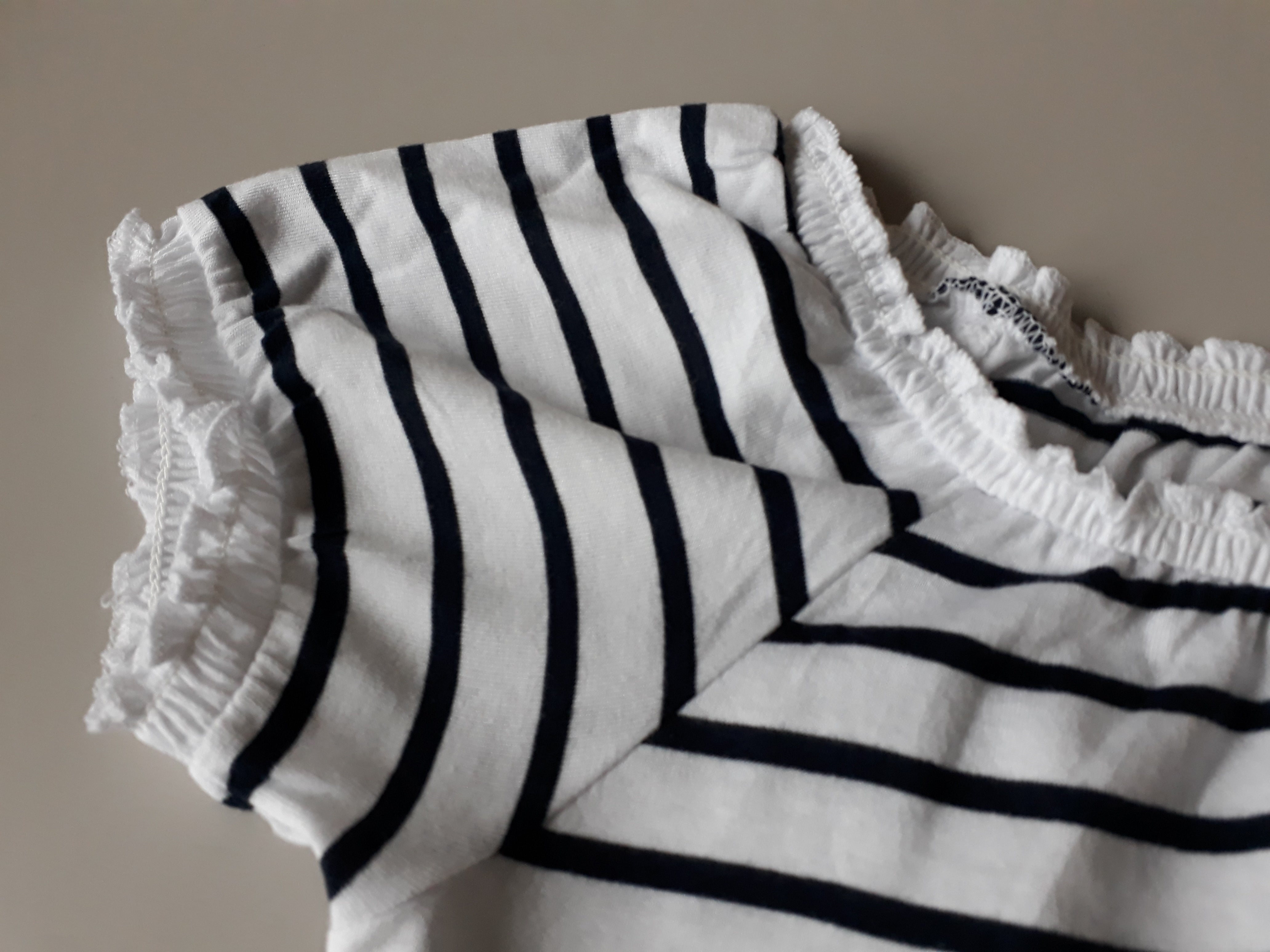 T-shirt wit/zwart Tiener - 2dehands nieuw