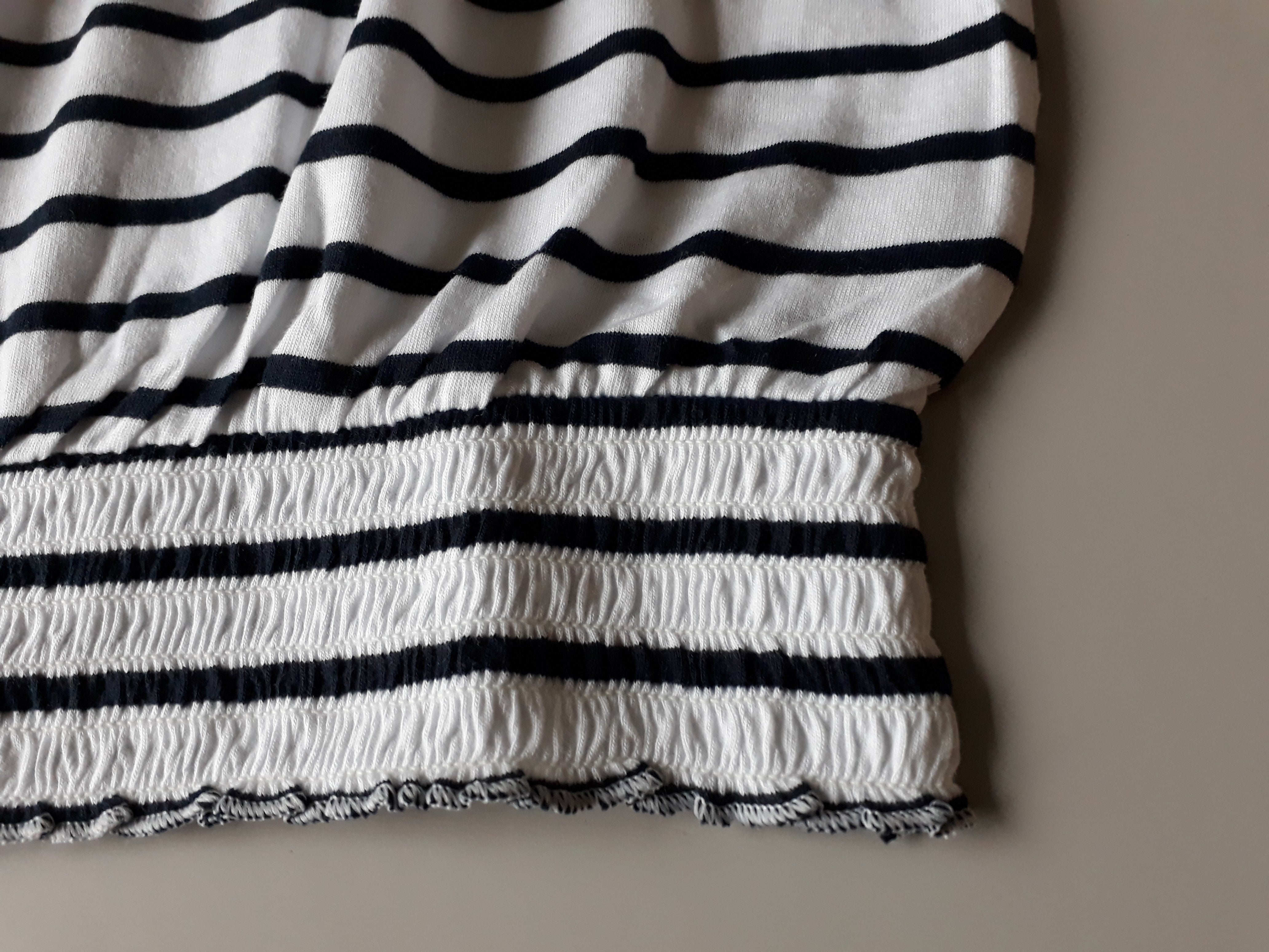 T-shirt wit/zwart Tiener - 2dehands nieuw