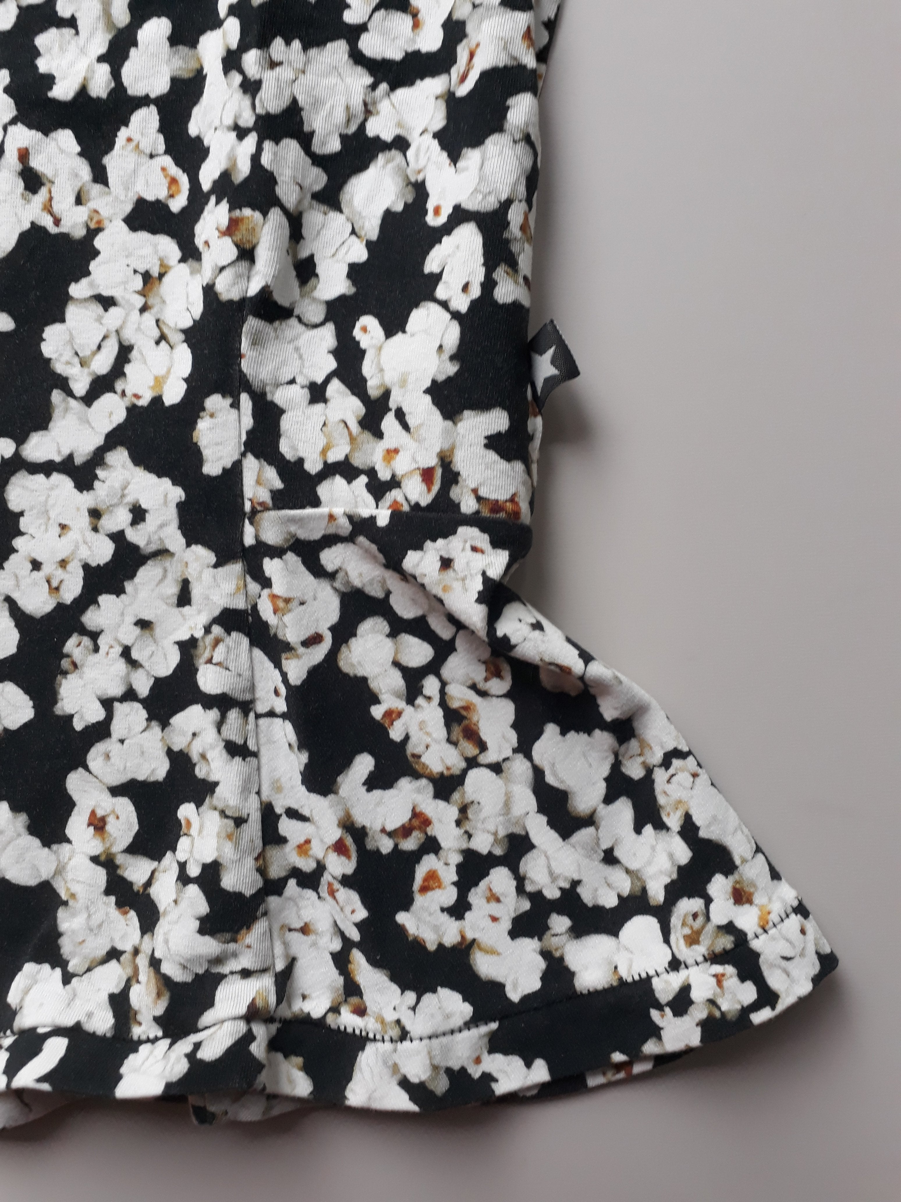 Longsleeve Molo popcorn 164 - 2dehands gebruikt