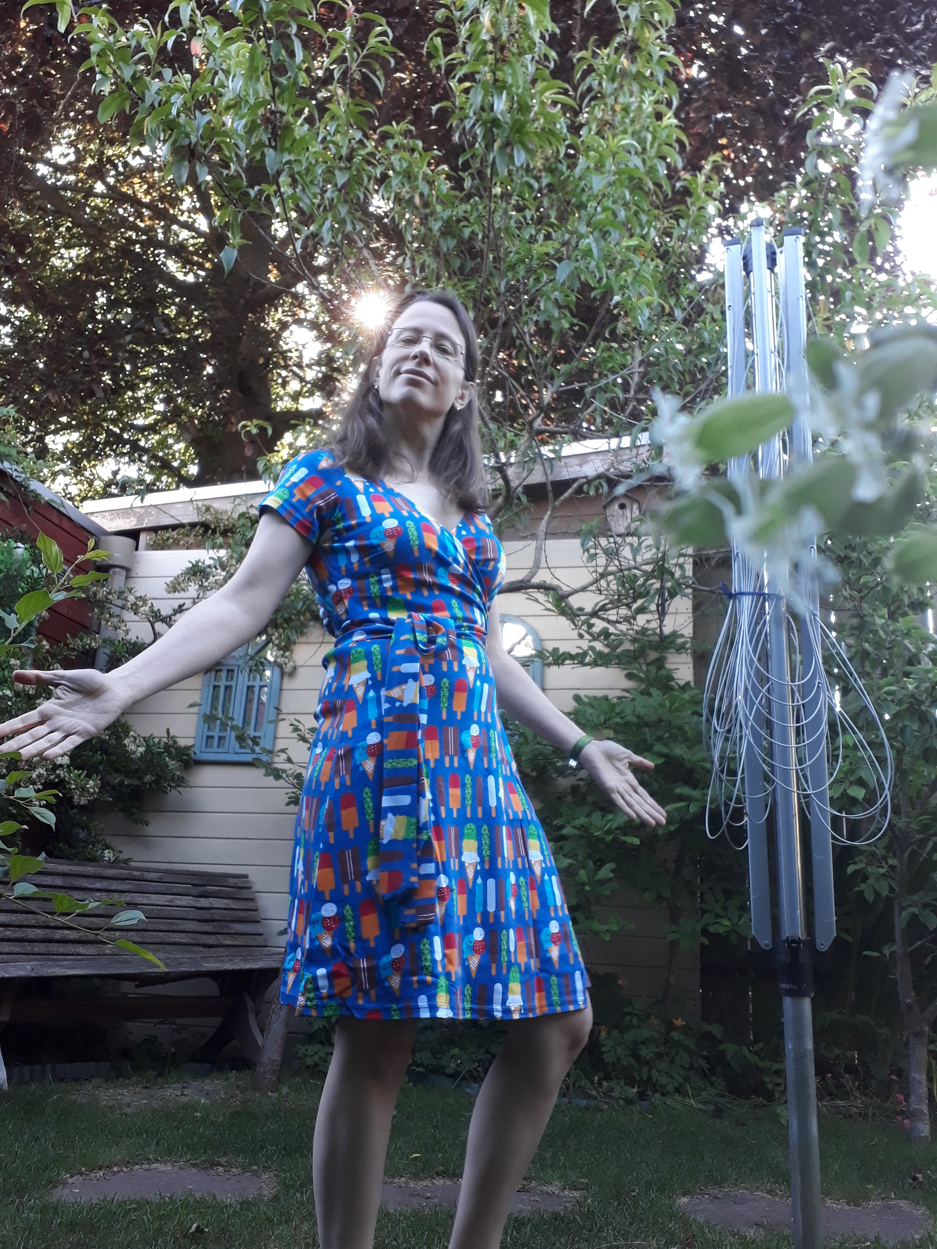 Jurk / Short Sleeve Dress Adult Wrap Dress - Duns Sweden