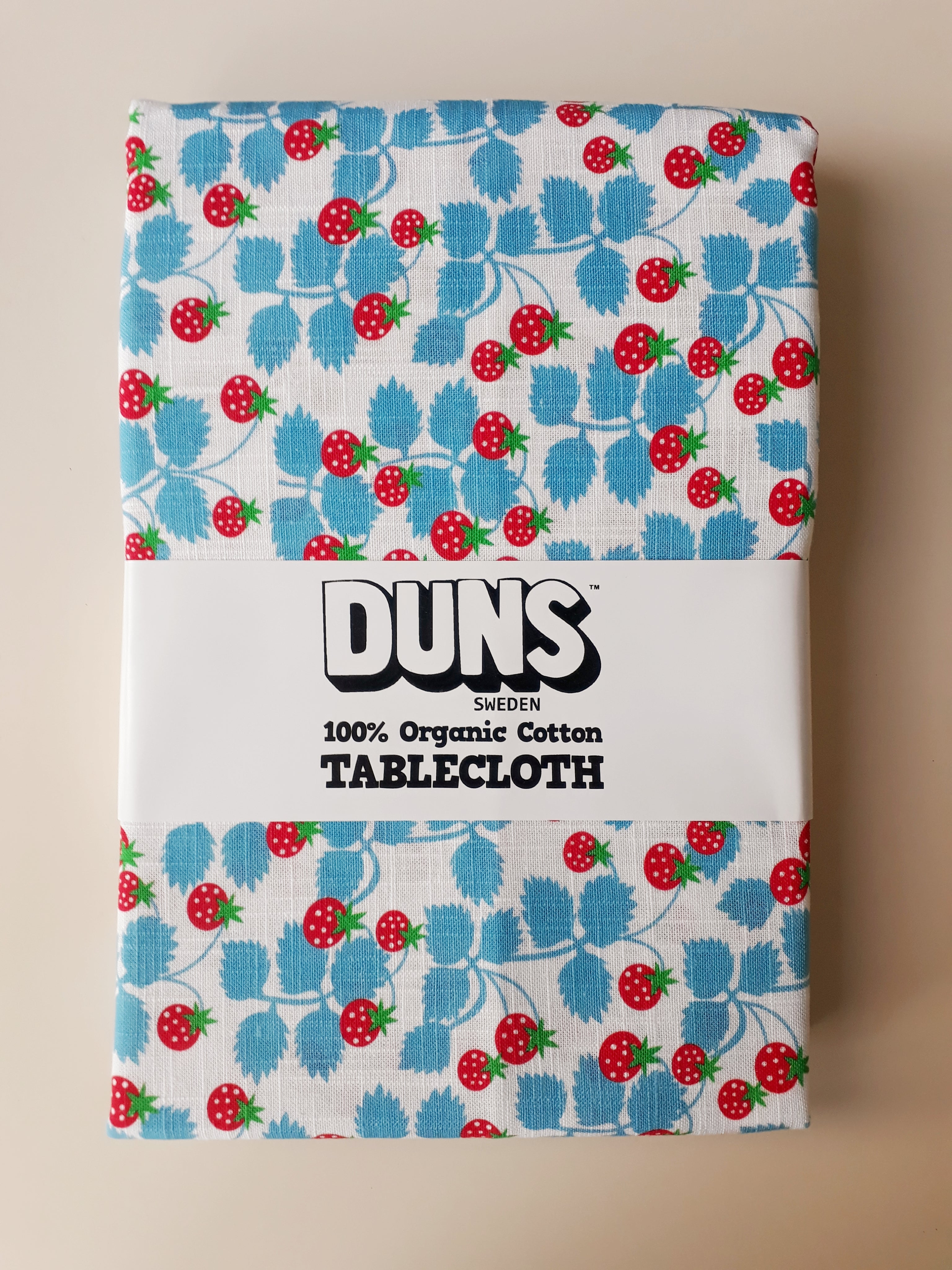 Tafelkleed / Tablecloth Wild Strawberries Blue Grotto - Duns Sweden