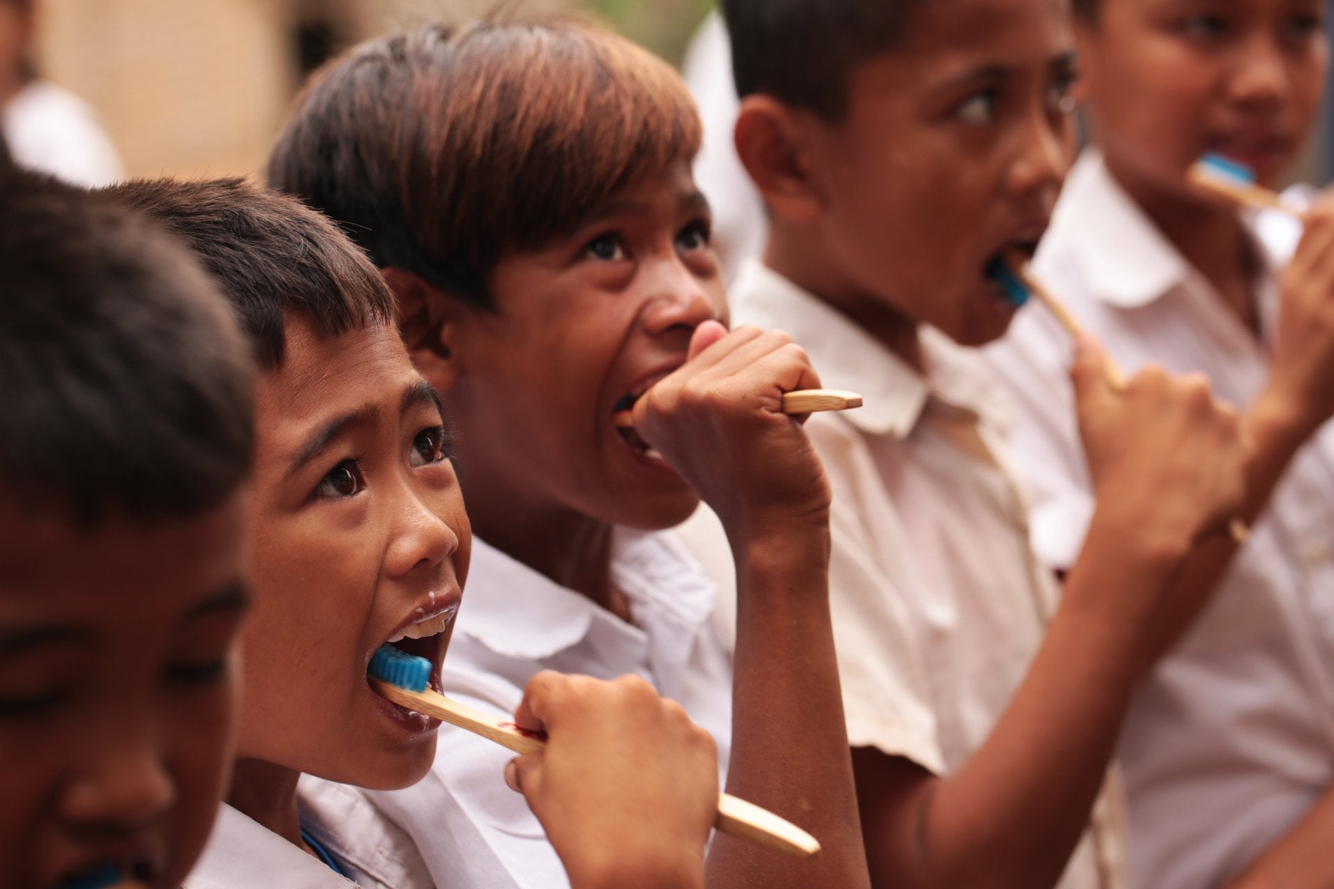 Tandpasta Aardbei Kids met fluoride in potje - Humble Co.