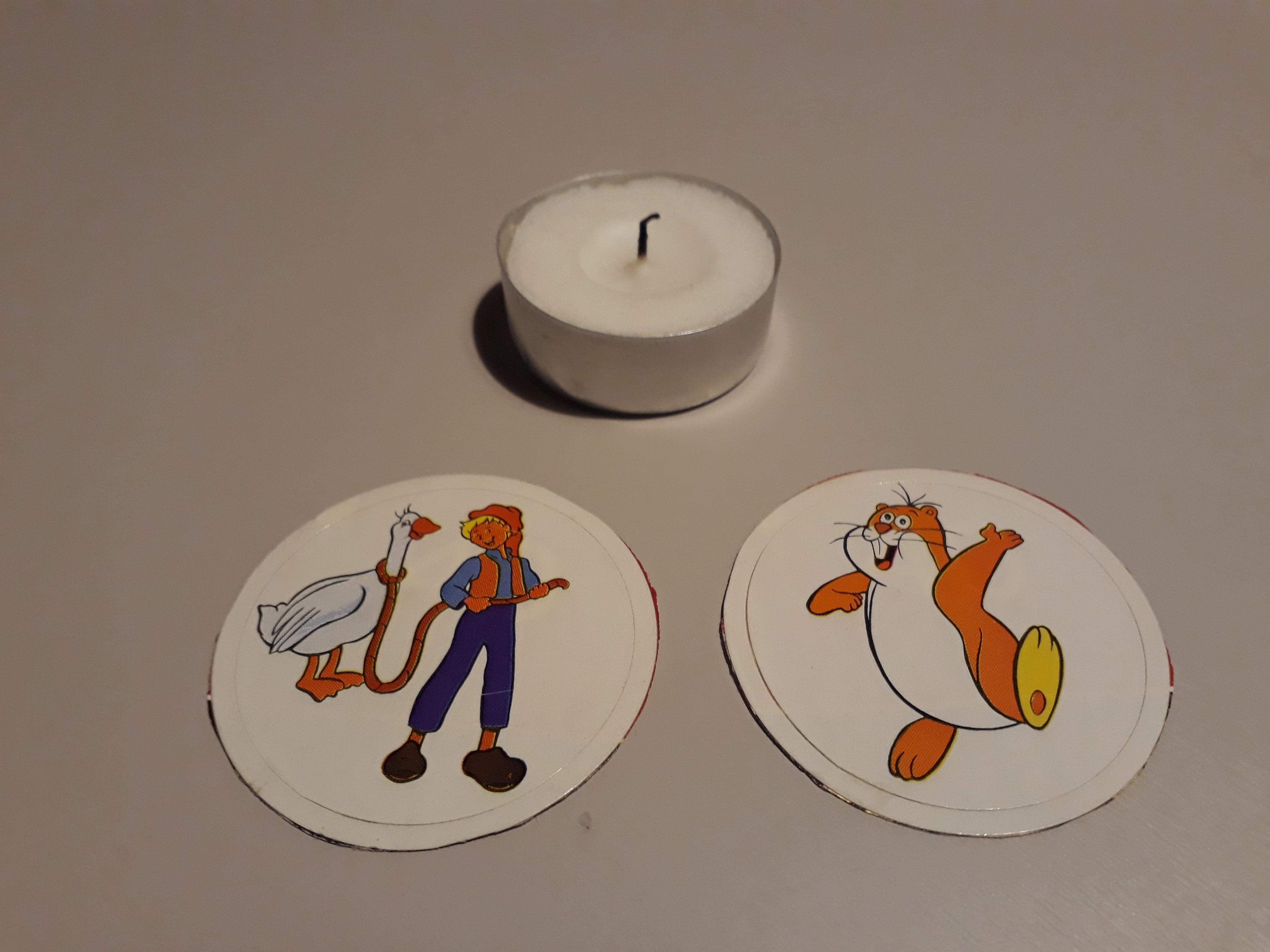 Twee stickers Niels Holgersson - vintage (2dehands)