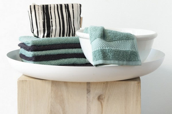 Wellness Handdoek 50 x 100 cm - mineral green – Bo Weevil