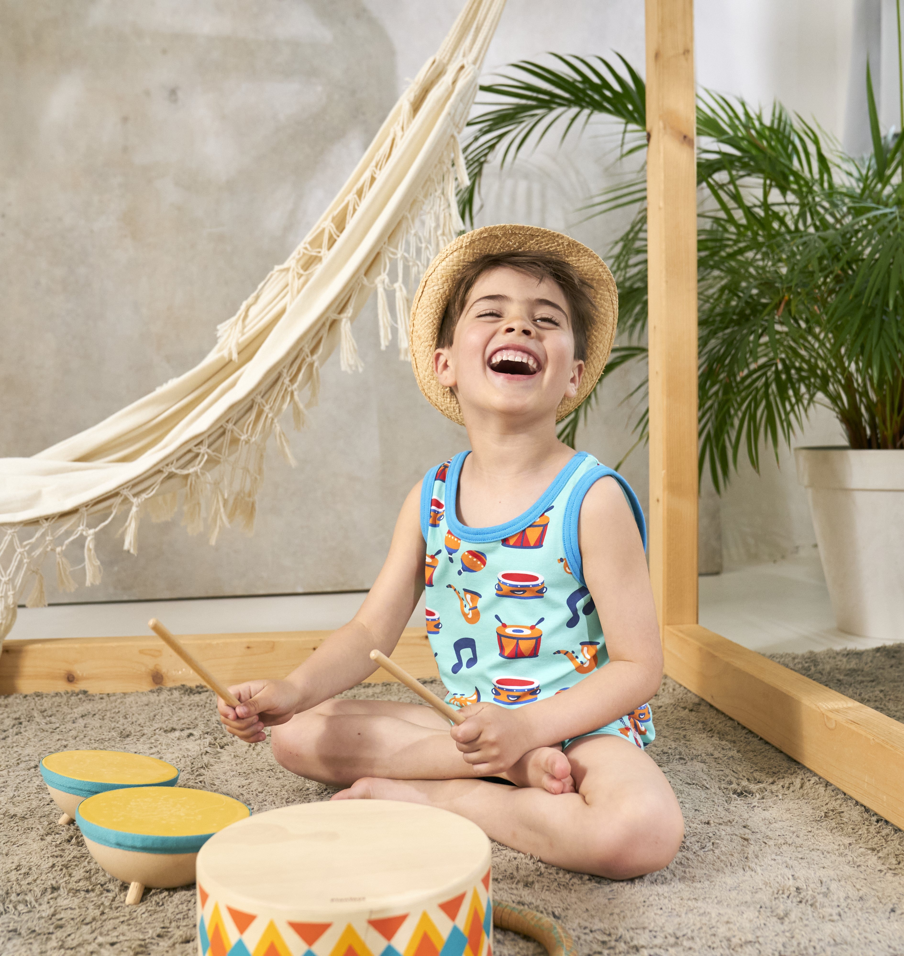 T-shirt SS Party Music - Maxomorra