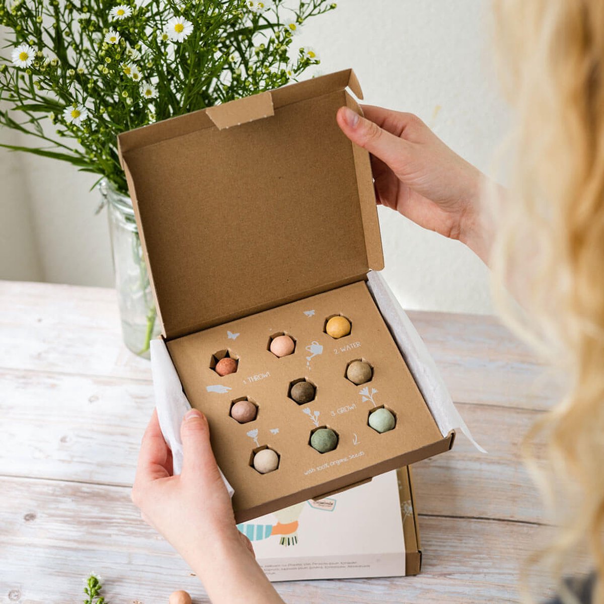 Zaadbommetjes Giftbox Medium “voor de liefste mama” - Blossombs