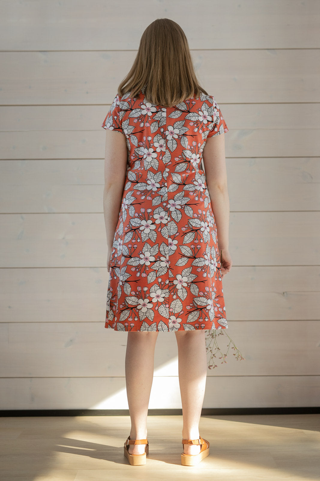 Jurk SOINTU Dress Apple Garden Rust S-XXXL - Paapii Design