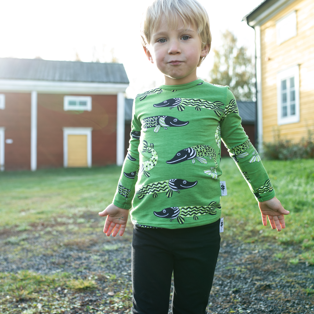 Longsleeve ULJAS shirt Pike forest-apple 86-122 – Paapii Design