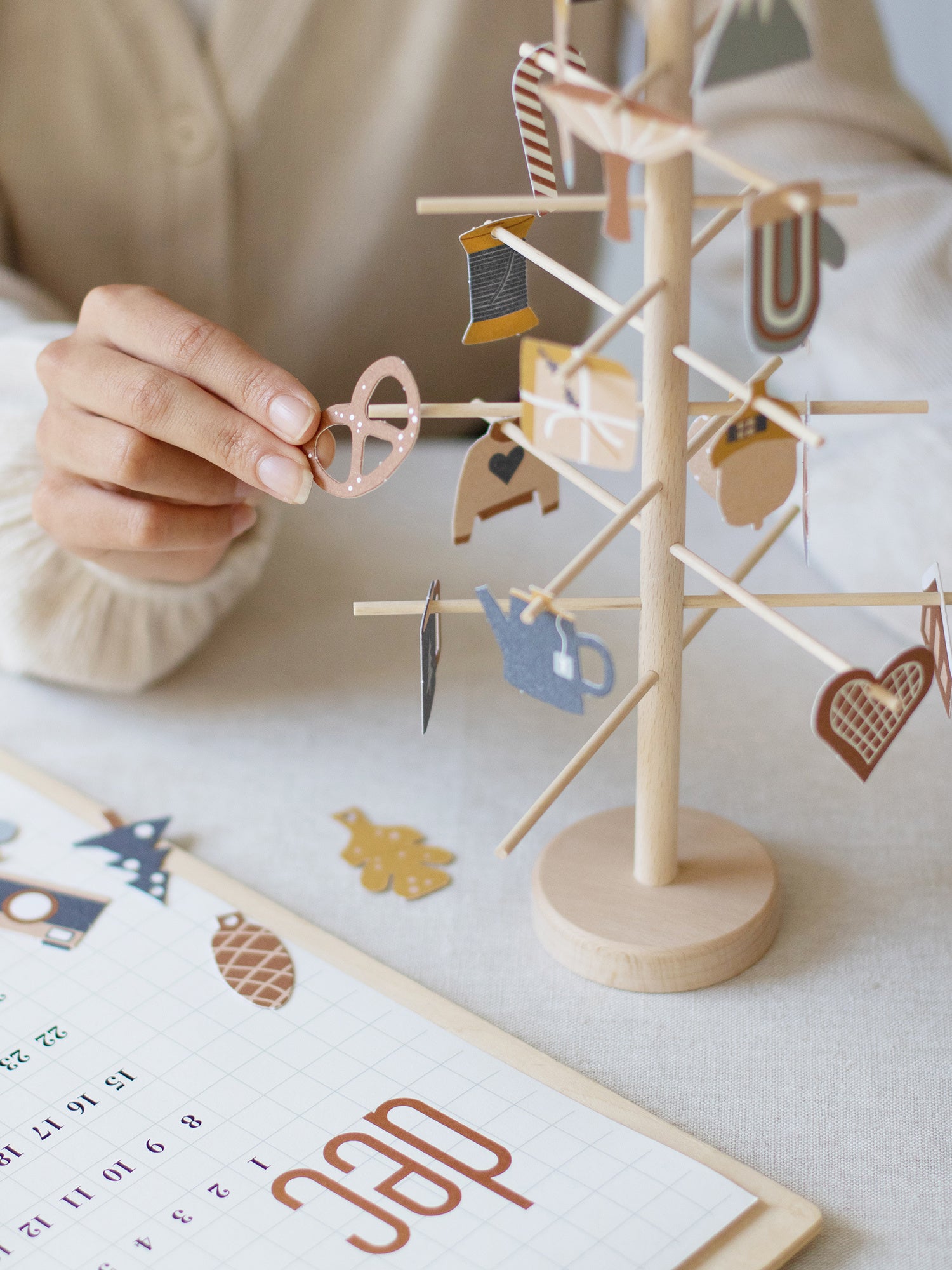 Advent Tree – Jurianne Matter