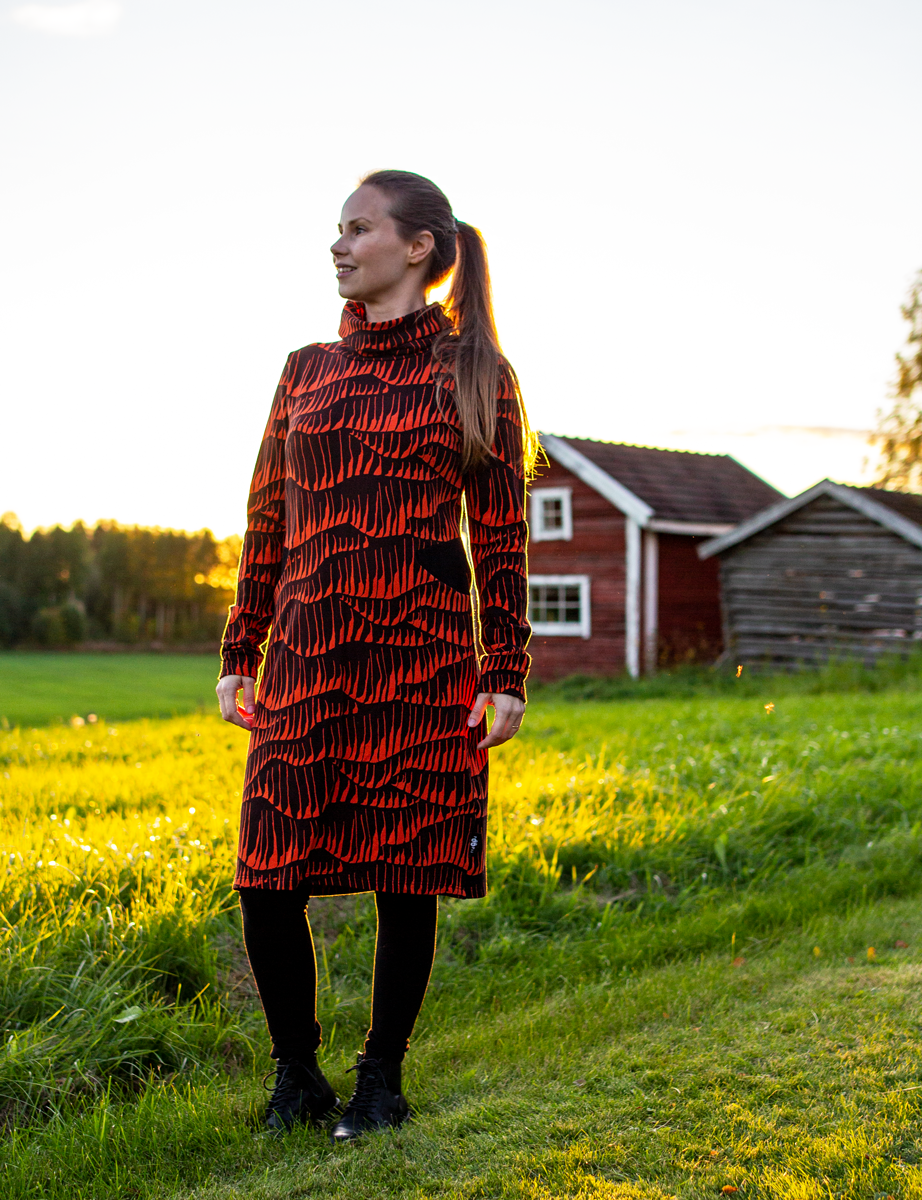 Jurk ROUTA knit dress Northern lights rust XS-XXXL - Paapii Design