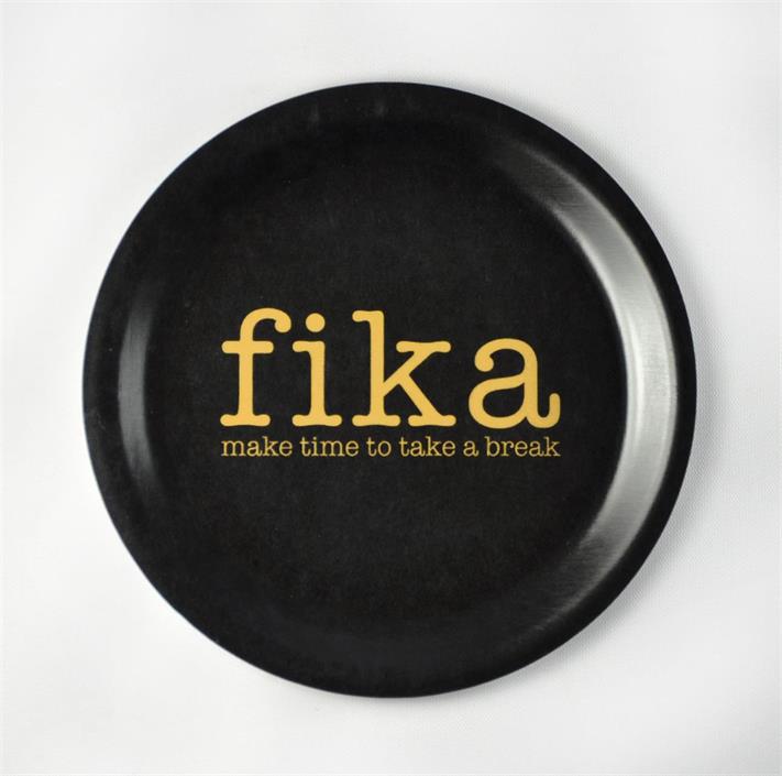 Onderzetter / Glasunderlägg FIKA svart/guldtext – Mellow Design