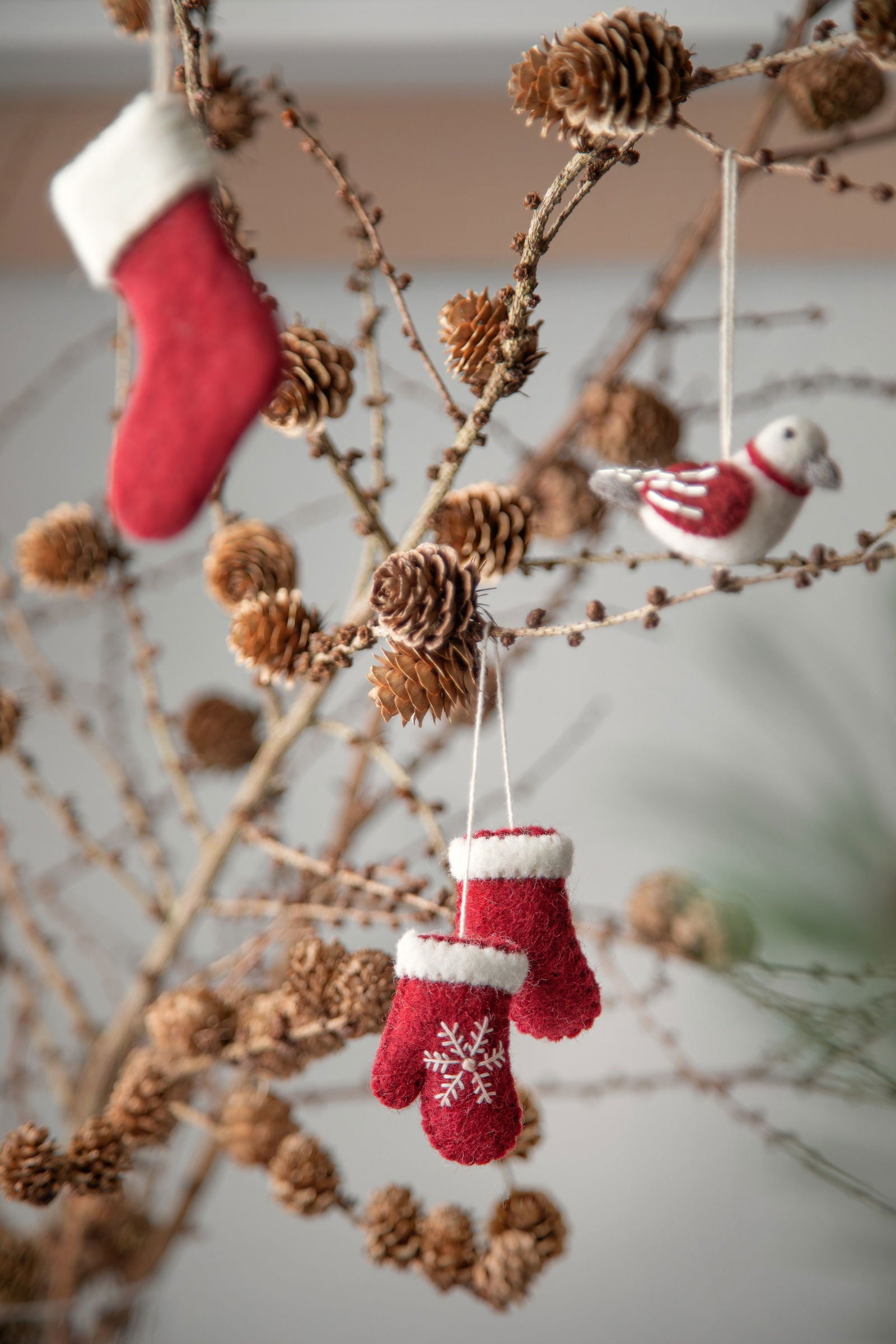 Red Mittens – Gry & Sif