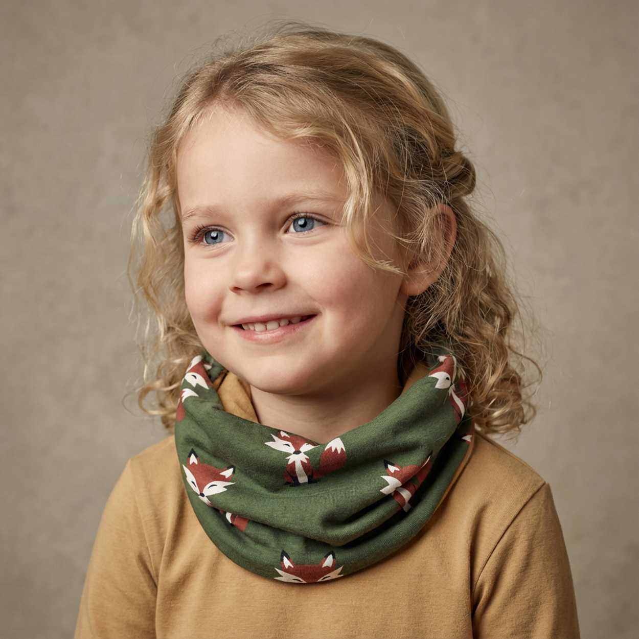 Kolsjaal / Scarf Tube Lined Fox Mosgroen - Maxomorra