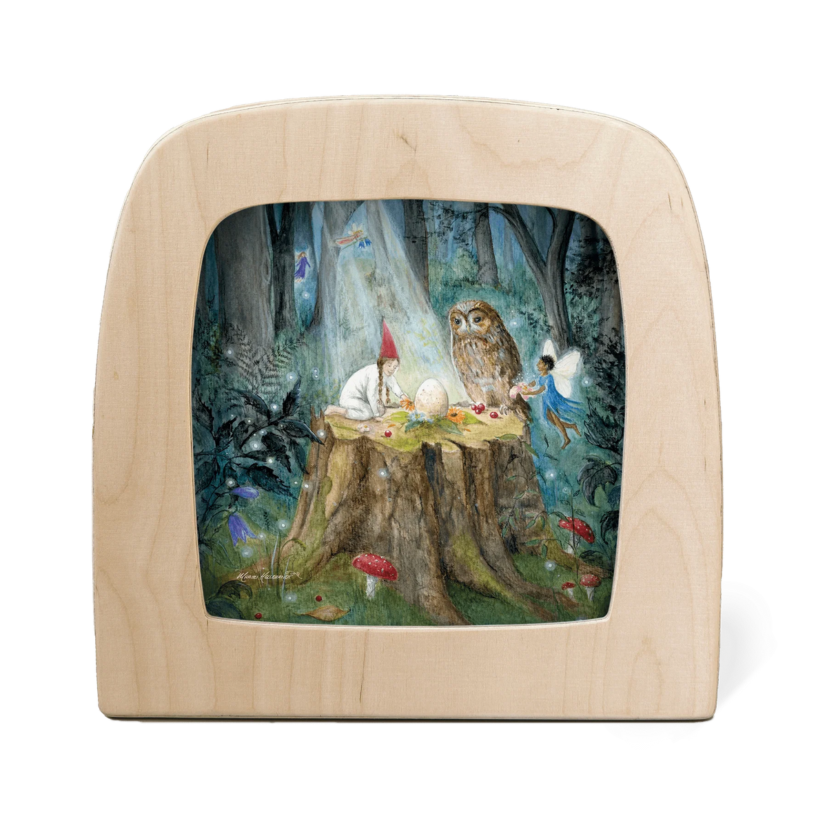 Toverlux Toverplaat Midzomer ritueel van Mhairi Hellbrandt Illustraties waar een kabouter, elfje en een uil midzomer ritueel uitvoeren in het bos