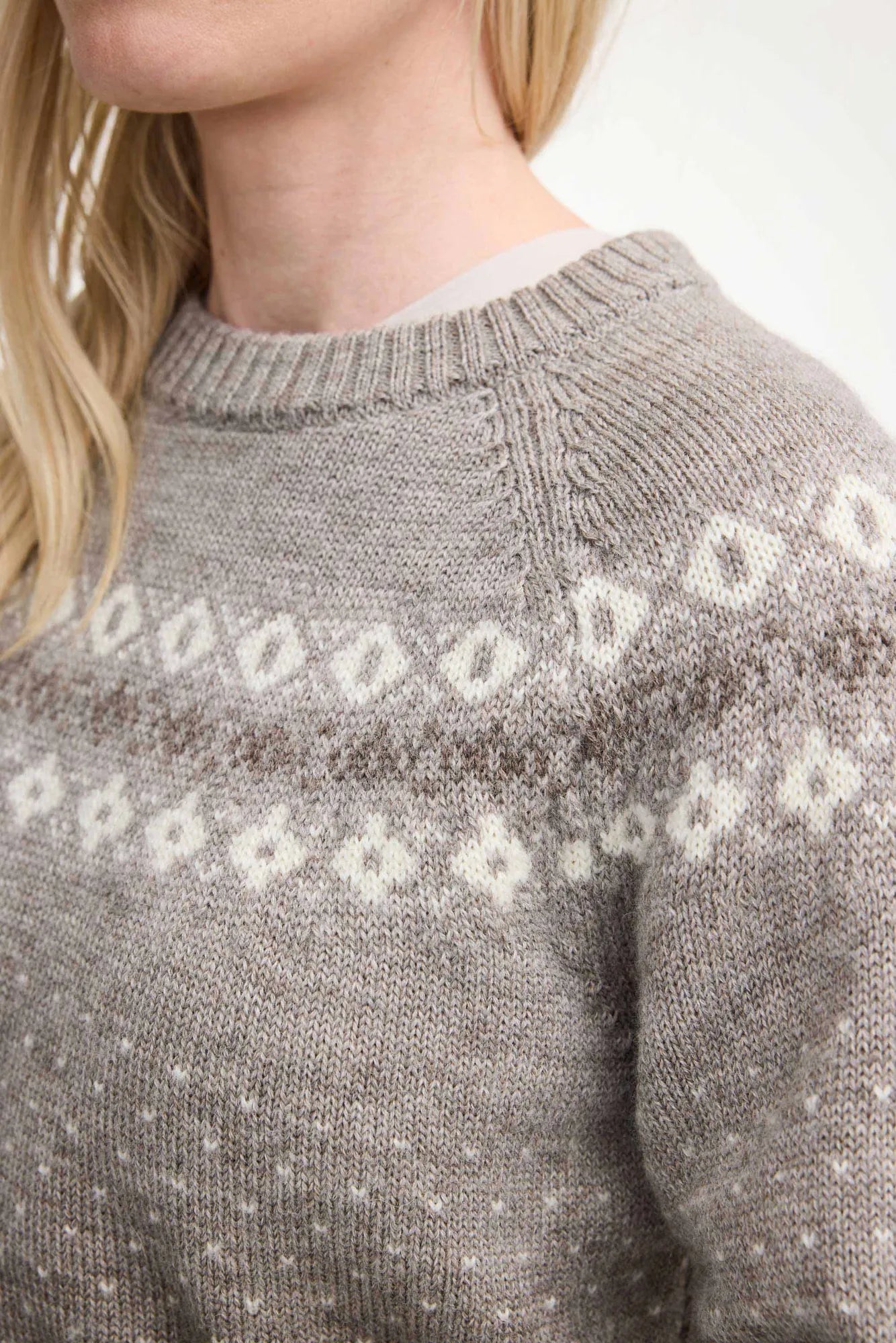 Trui Sire Crewneck - Vanilla Sugar - Ivanhoe of Sweden