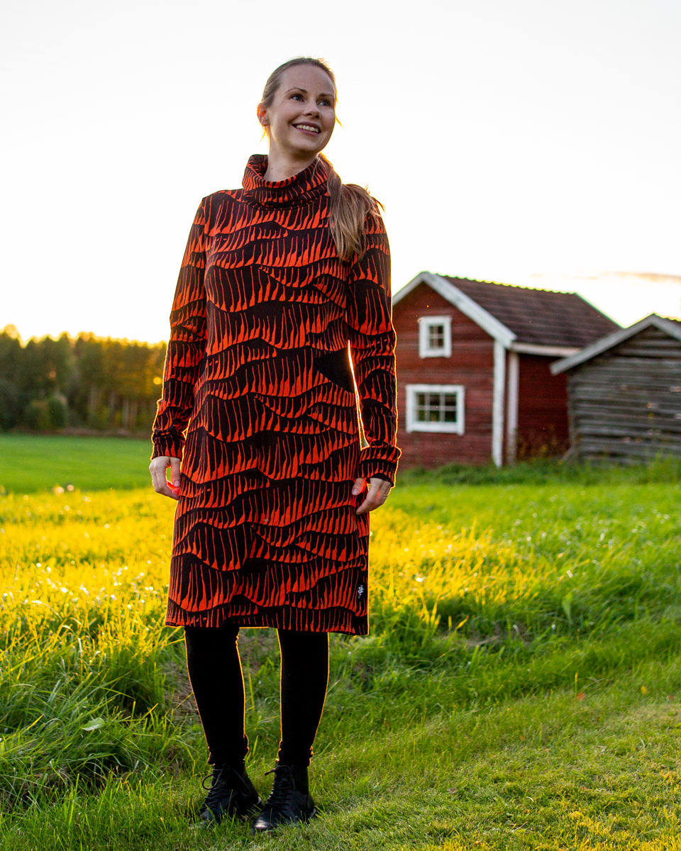 Jurk ROUTA knit dress Northern lights rust XS-XXXL - Paapii Design